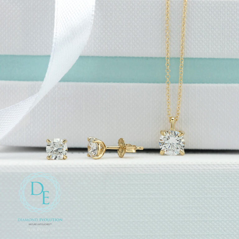 diamond-evolution-yellow-gold-diamond-stud-earrings-pendant-set